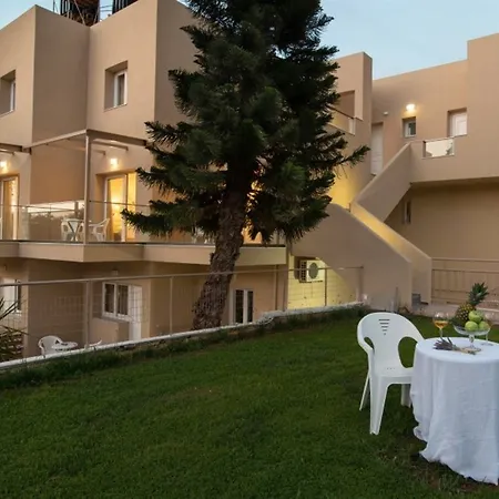 Blue Sky Apartments Apartment *